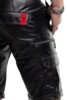 Shorts med mange lommer i wetlook fra Regnes Fetish Planet